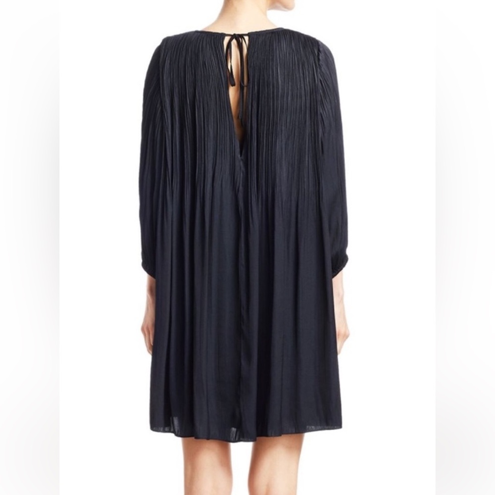 NWOT Elizabeth and James Florrie Pleated Dress